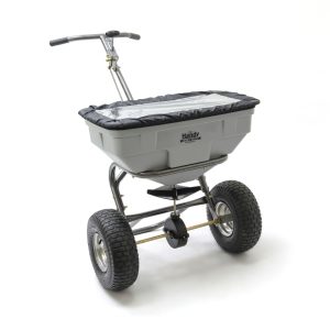 Handy push spreader with pneumatic tires