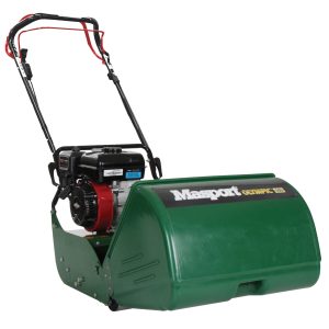 Masport wheeled lawn aerator with Honda engine